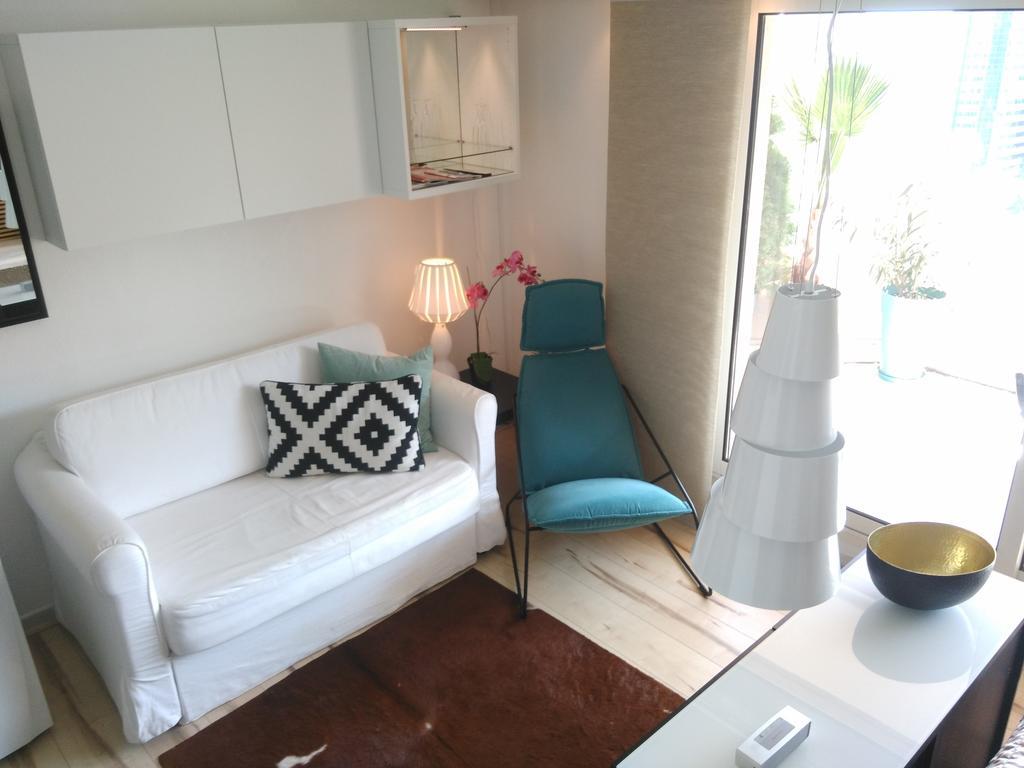 Monaco Pool Sea View Apartments Босолей Экстерьер фото